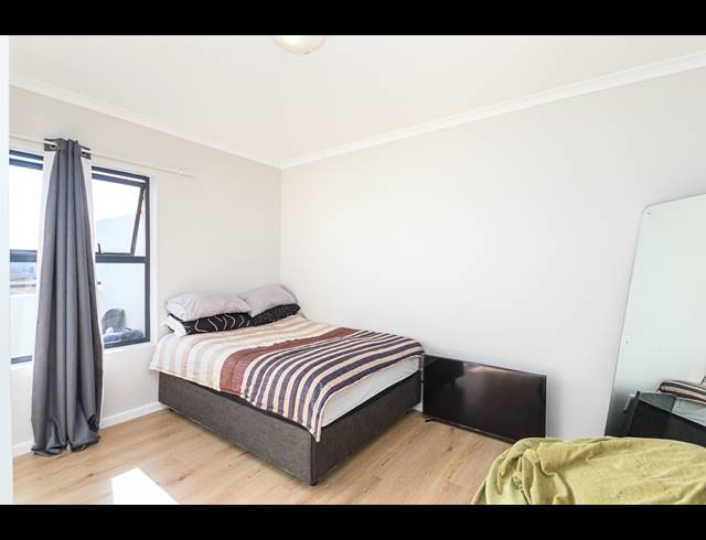 2 BEDROOM APARTMENT FOR SALE IN TABLE VIEW
